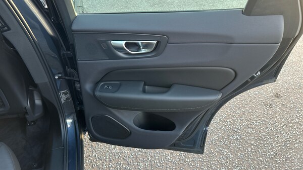 Used Volvo XC60 2023 for sale - 76193790: Photo 22