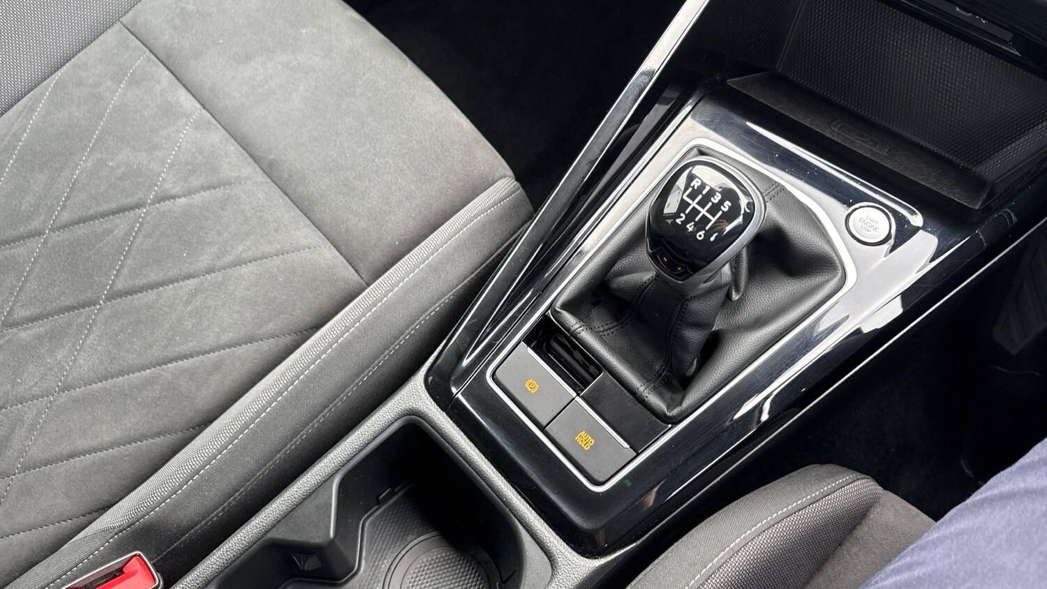 Used Volkswagen Golf 2023 for sale - 76612591: Photo 14