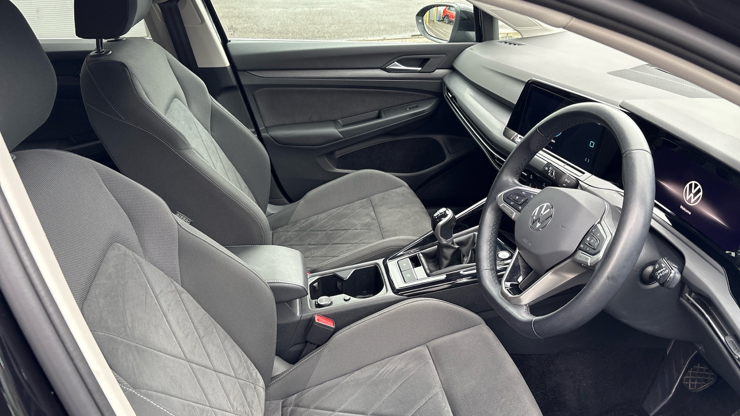 Used Volkswagen Golf 2023 for sale - 76612591: Photo 15