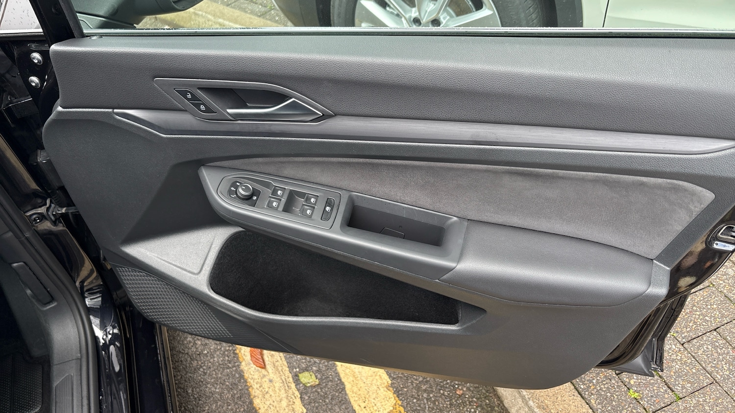 Used Volkswagen Golf 2023 for sale - 76612591: Photo 19