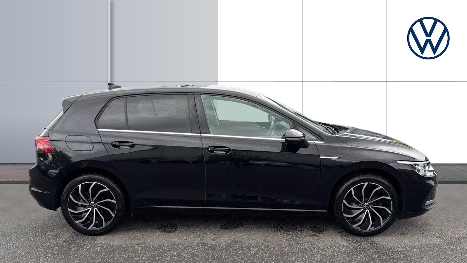 Used Volkswagen Golf 2023 for sale - 76612591: Photo 4