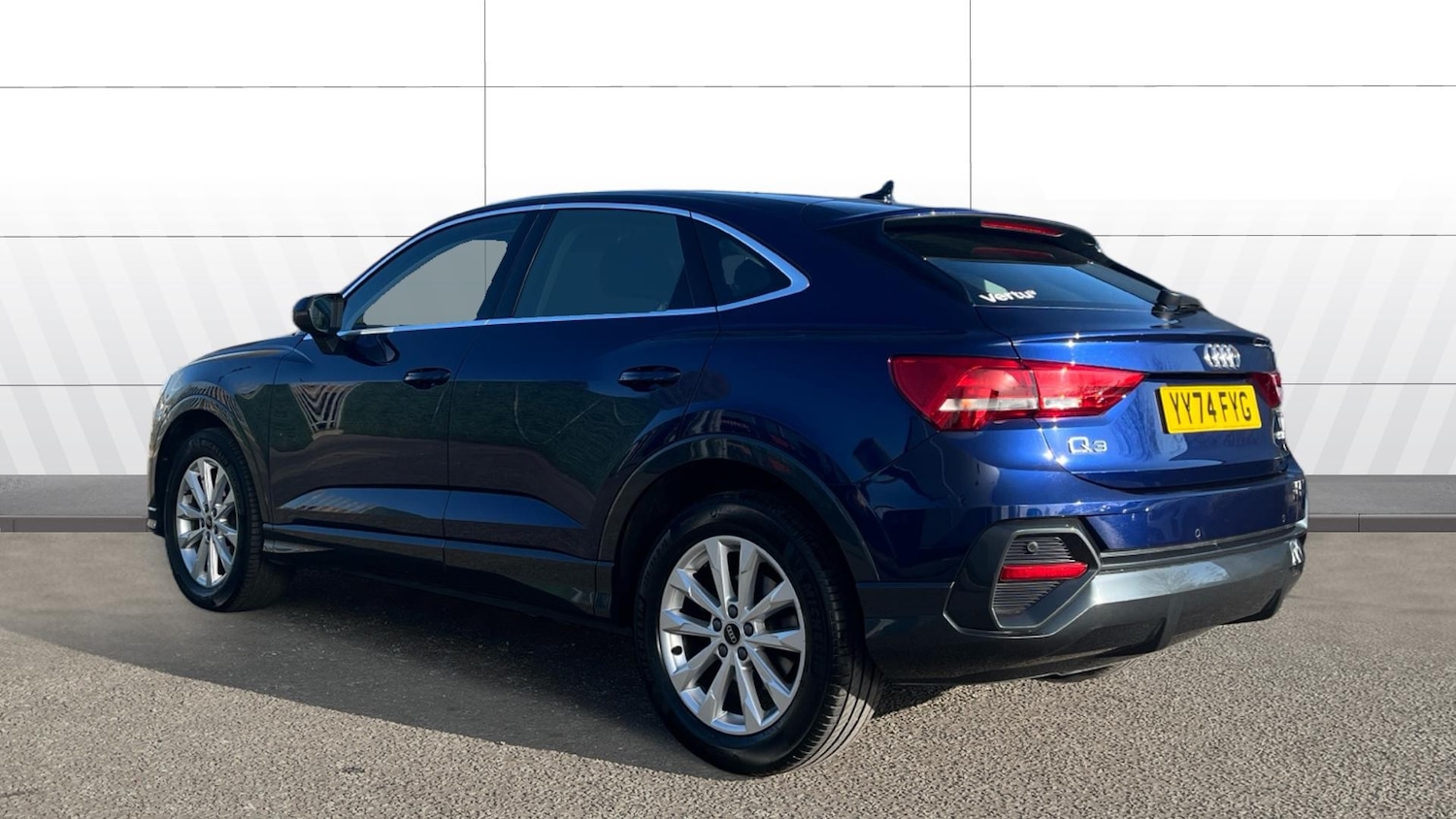 Used Audi Q3 2024 for sale - 78109309: Photo 2