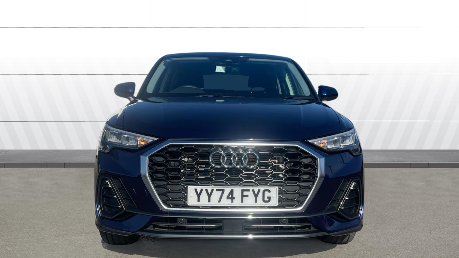 Used Audi Q3 2024 for sale - 78109309: Photo 3