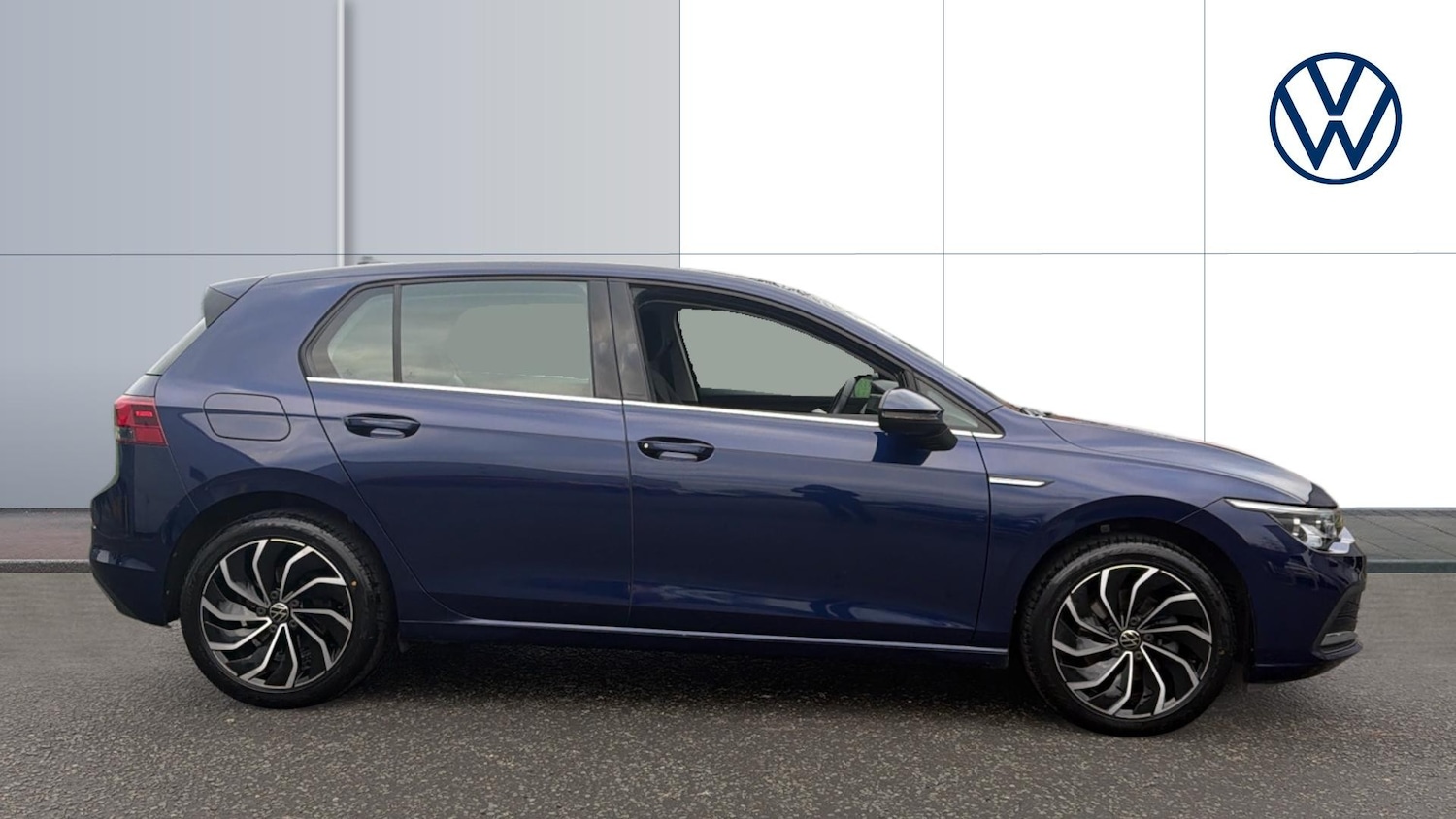 Used Volkswagen Golf 2022 for sale - 77062020: Photo 4