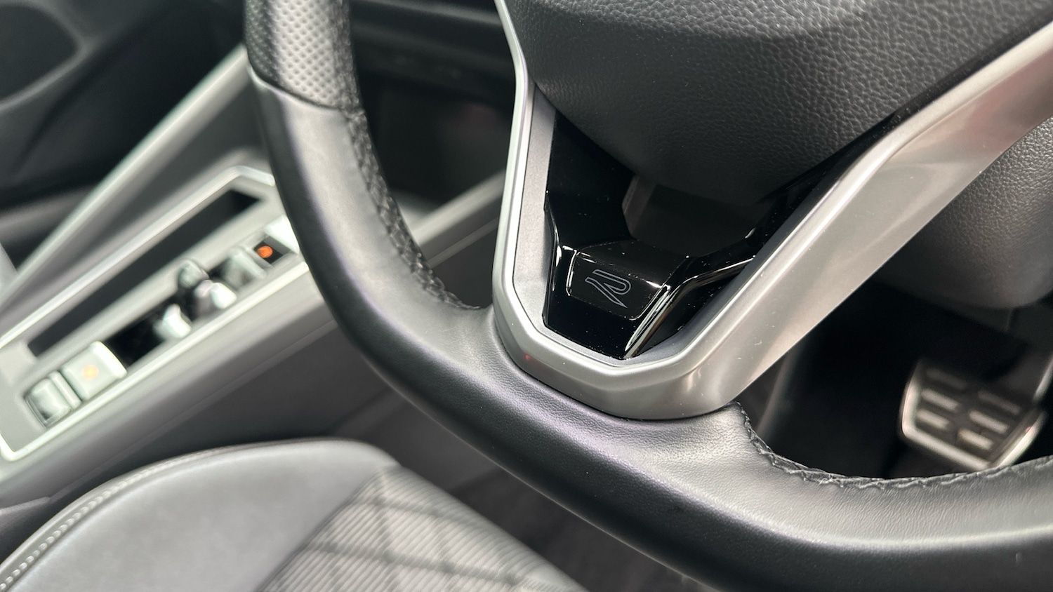 Used Volkswagen Golf 2022 for sale - 76541722: Photo 26