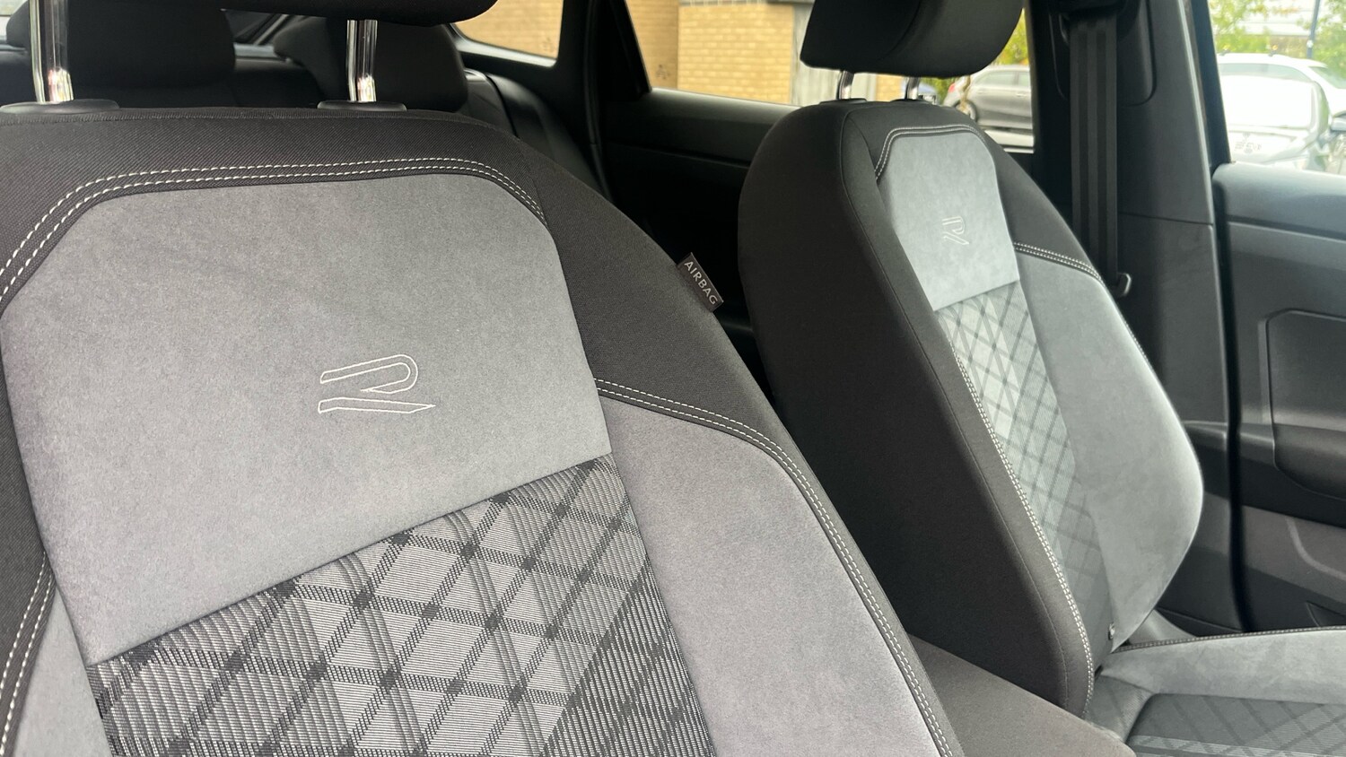 Used Volkswagen Taigo 2023 for sale - 76302105: Photo 28