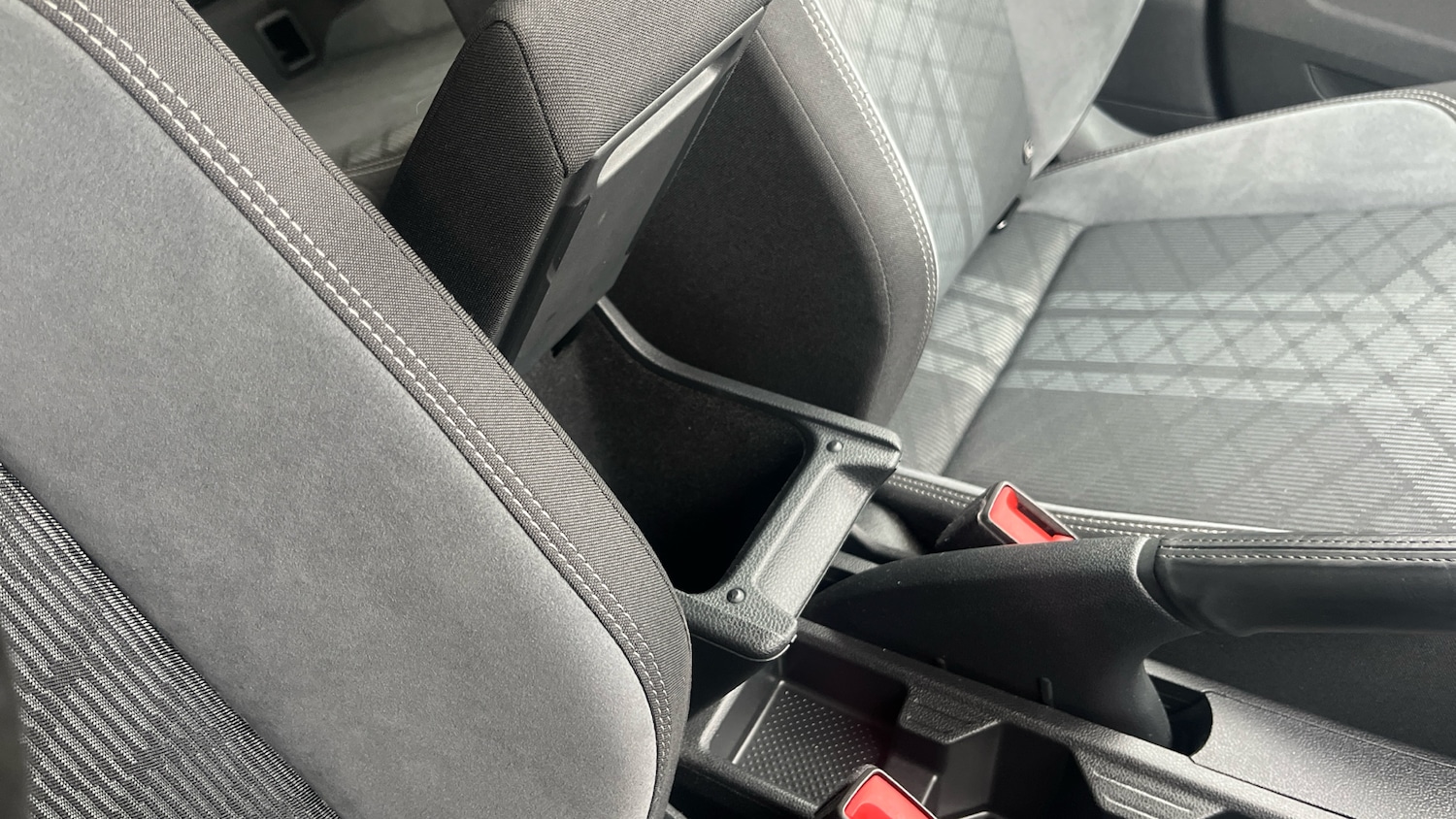 Used Volkswagen Taigo 2023 for sale - 76302105: Photo 29