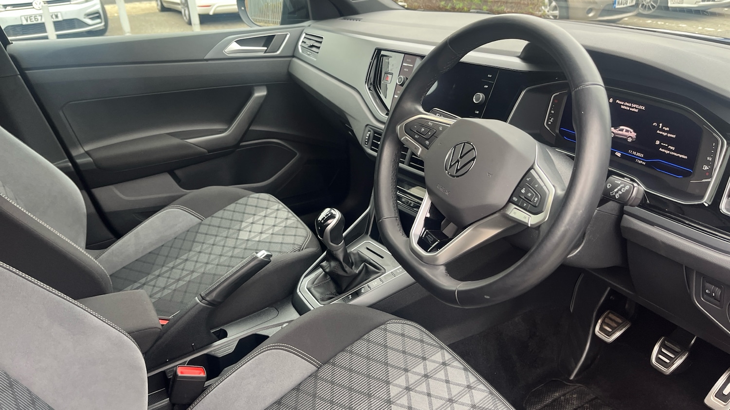 Used Volkswagen Taigo 2023 for sale - 76302105: Photo 6