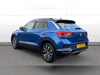 Used Volkswagen T-Roc 2019 for sale - 78640438: Photo