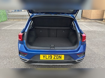 Used Volkswagen T-Roc 2019 for sale - 78640438: Photo