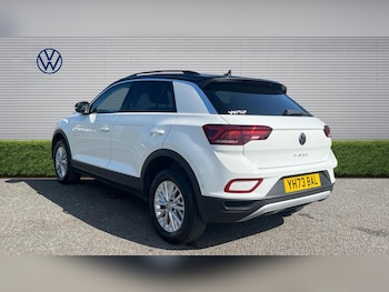 Used Volkswagen T-Roc 2023 for sale - 79528260: Photo