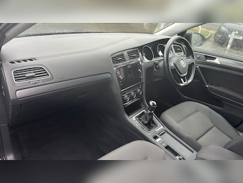 Used Volkswagen Golf 2020 for sale - 77323804: Photo