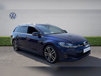 Used Volkswagen Golf 2017 for sale - 78325374: Photo