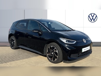2024 (74) - 150kW Pro 59kWh 5dr Auto Electric Hatchback