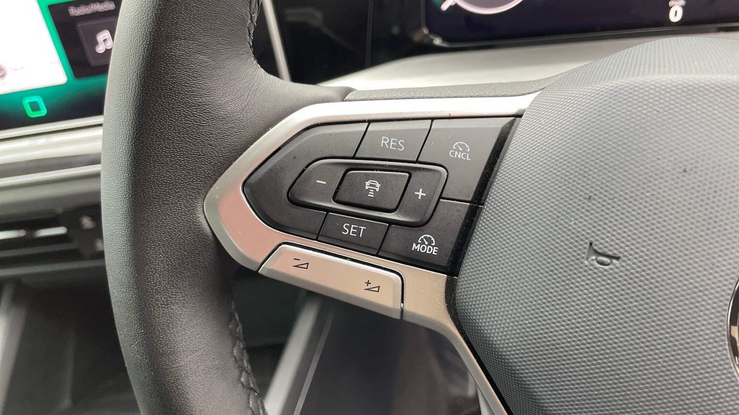 Used Volkswagen Golf 2024 for sale - 75995082: Photo 17