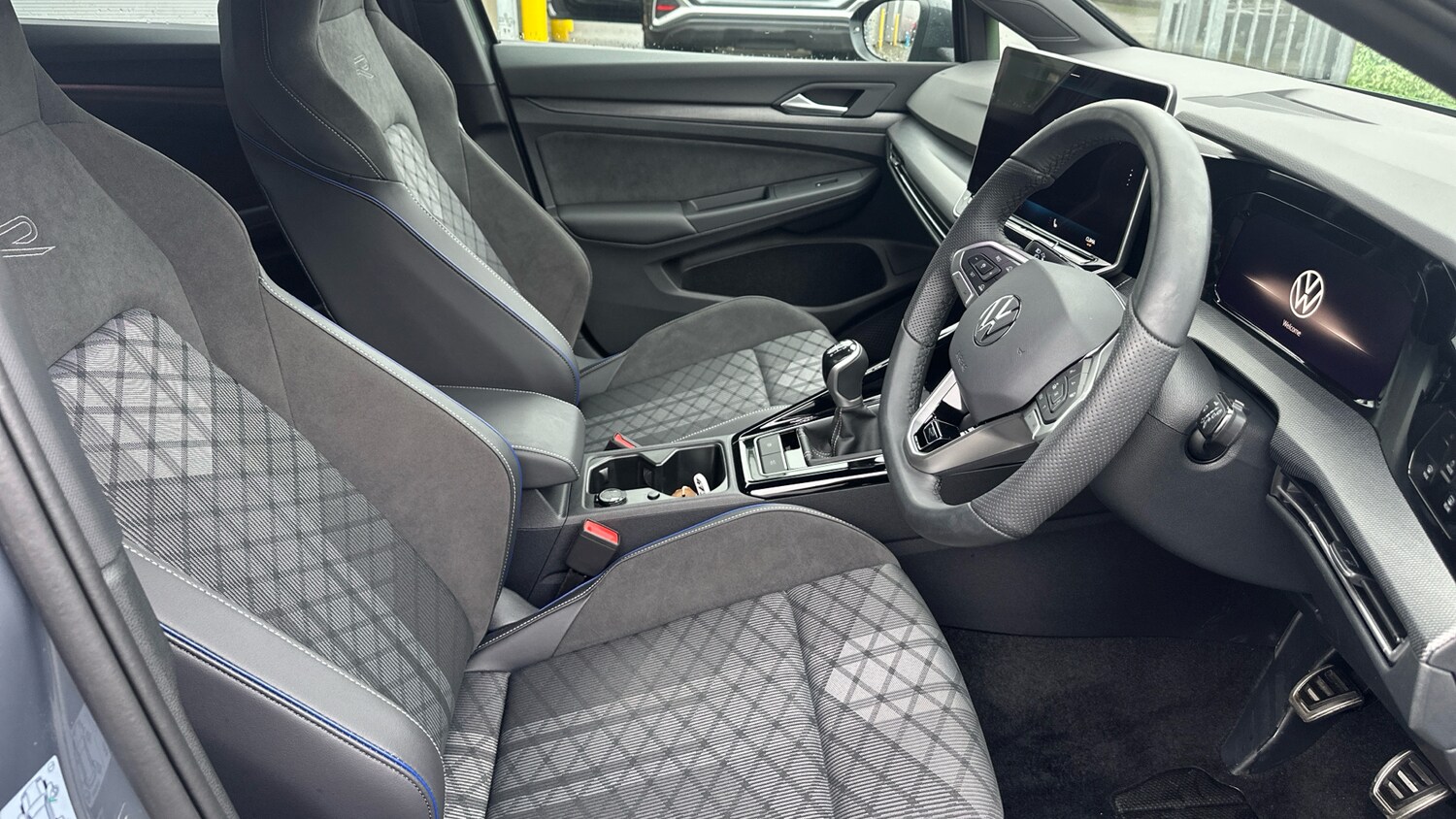 Used Volkswagen Golf 2025 for sale - 77434530: Photo 15