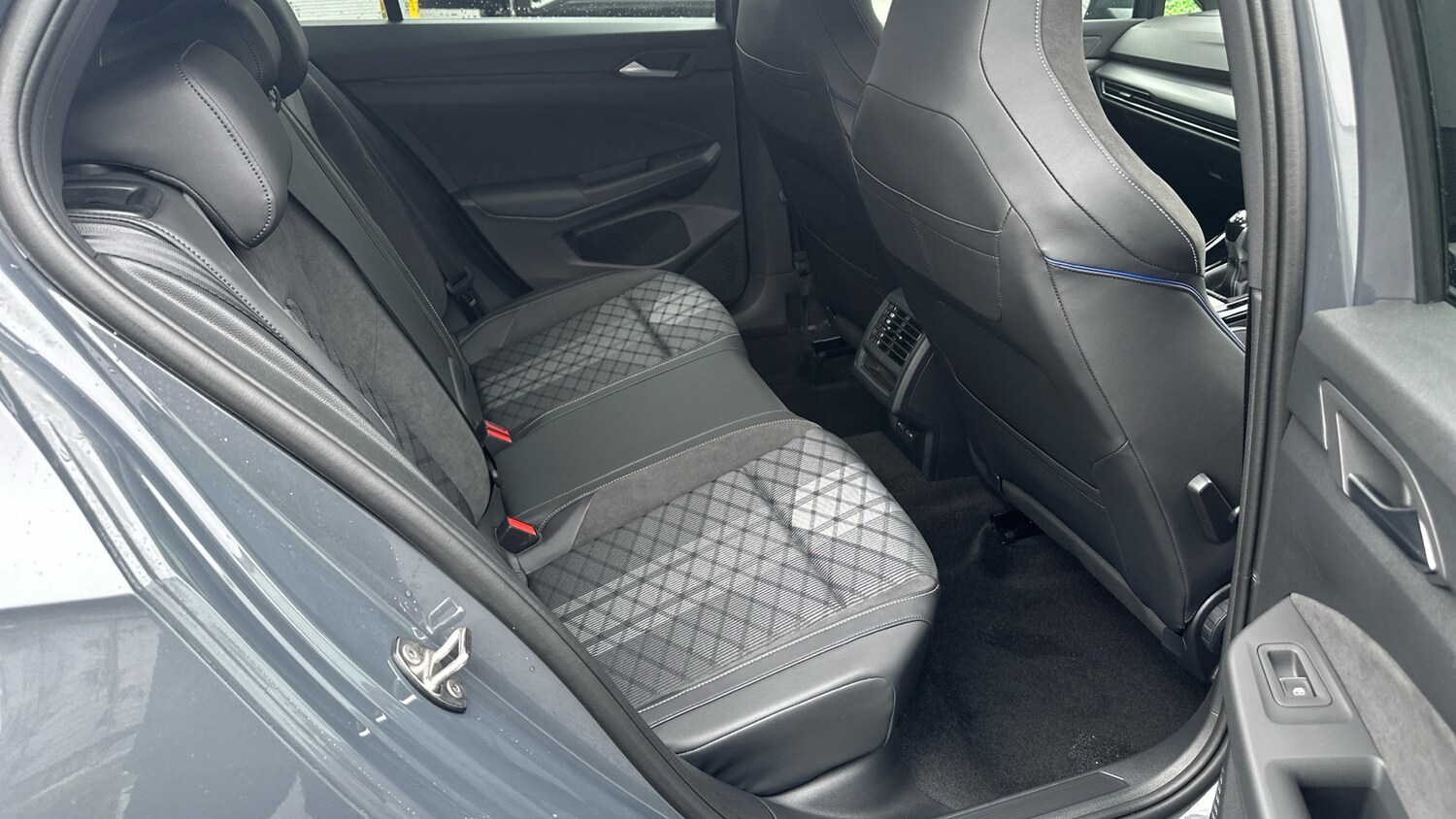 Used Volkswagen Golf 2025 for sale - 77434530: Photo 16