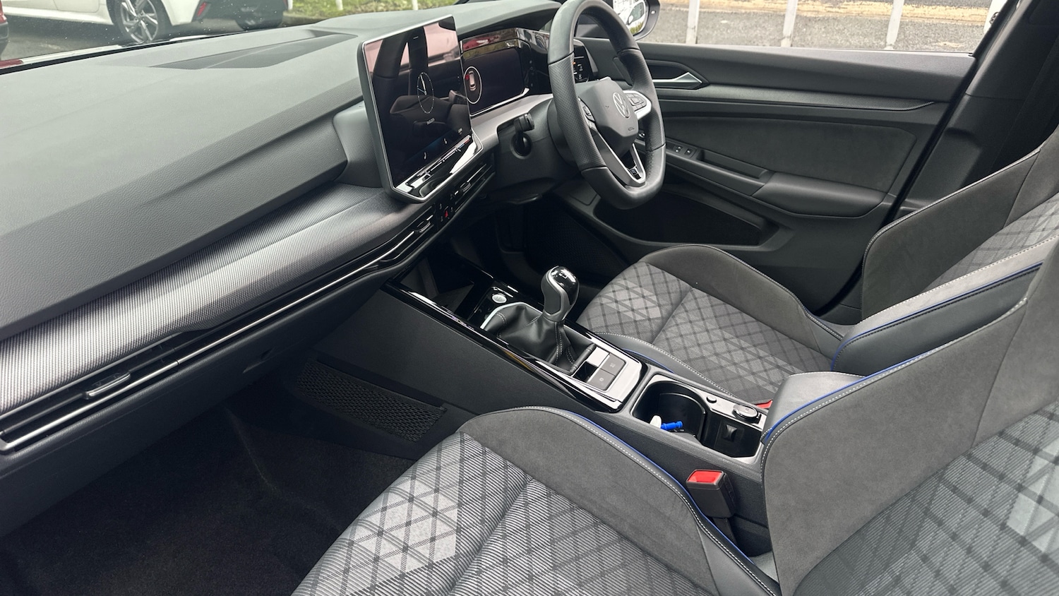 Used Volkswagen Golf 2025 for sale - 77434530: Photo 2