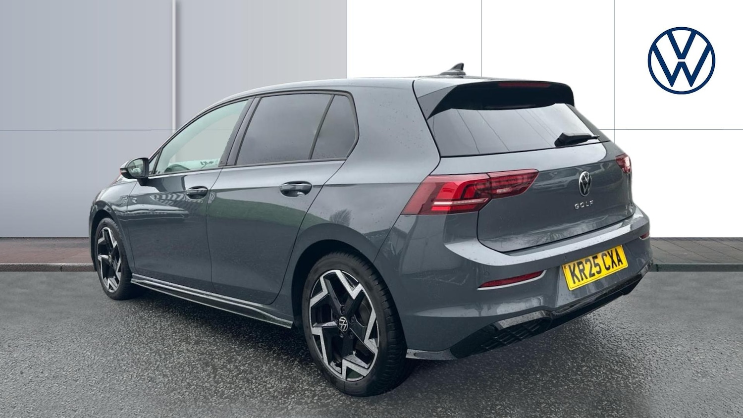 Used Volkswagen Golf 2025 for sale - 77434530: Photo 3