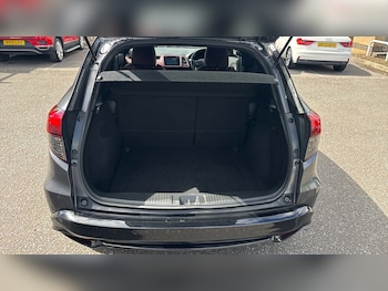 Used Honda HR-V 2020 for sale - 78800649: Photo