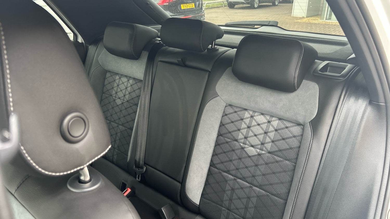 Used Volkswagen T-Roc 2022 for sale - 76534282: Photo 16