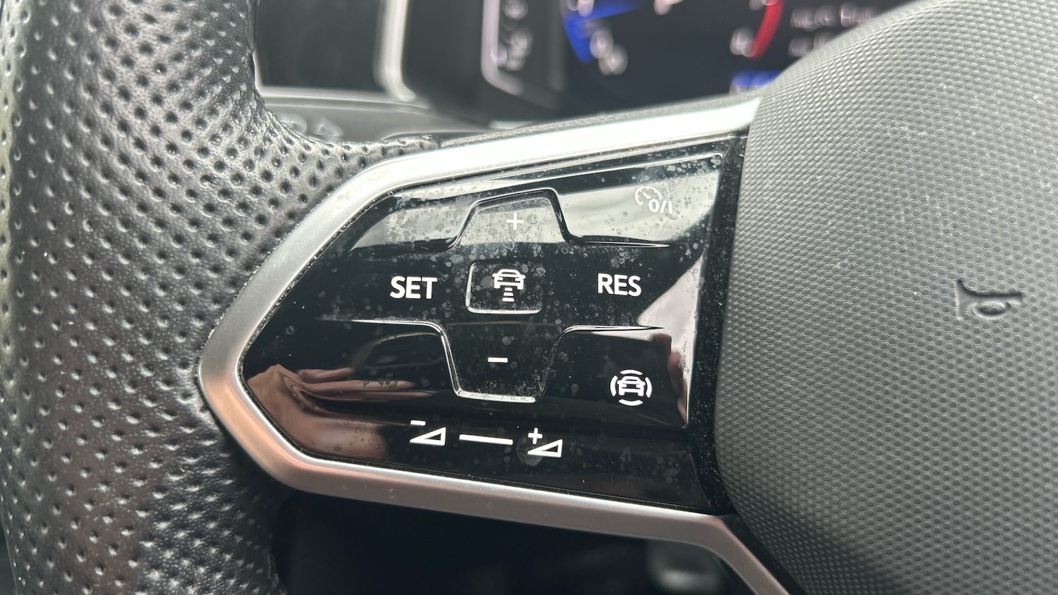 Used Volkswagen T-Roc 2022 for sale - 76534282: Photo 17