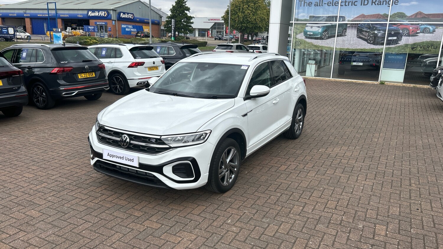 Used Volkswagen T-Roc 2022 for sale - 76534282: Photo 22