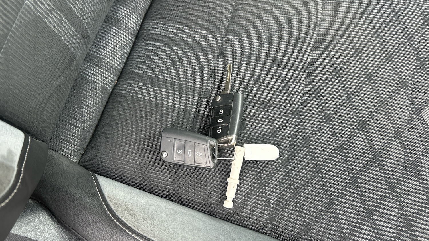 Used Volkswagen T-Roc 2022 for sale - 76534282: Photo 32