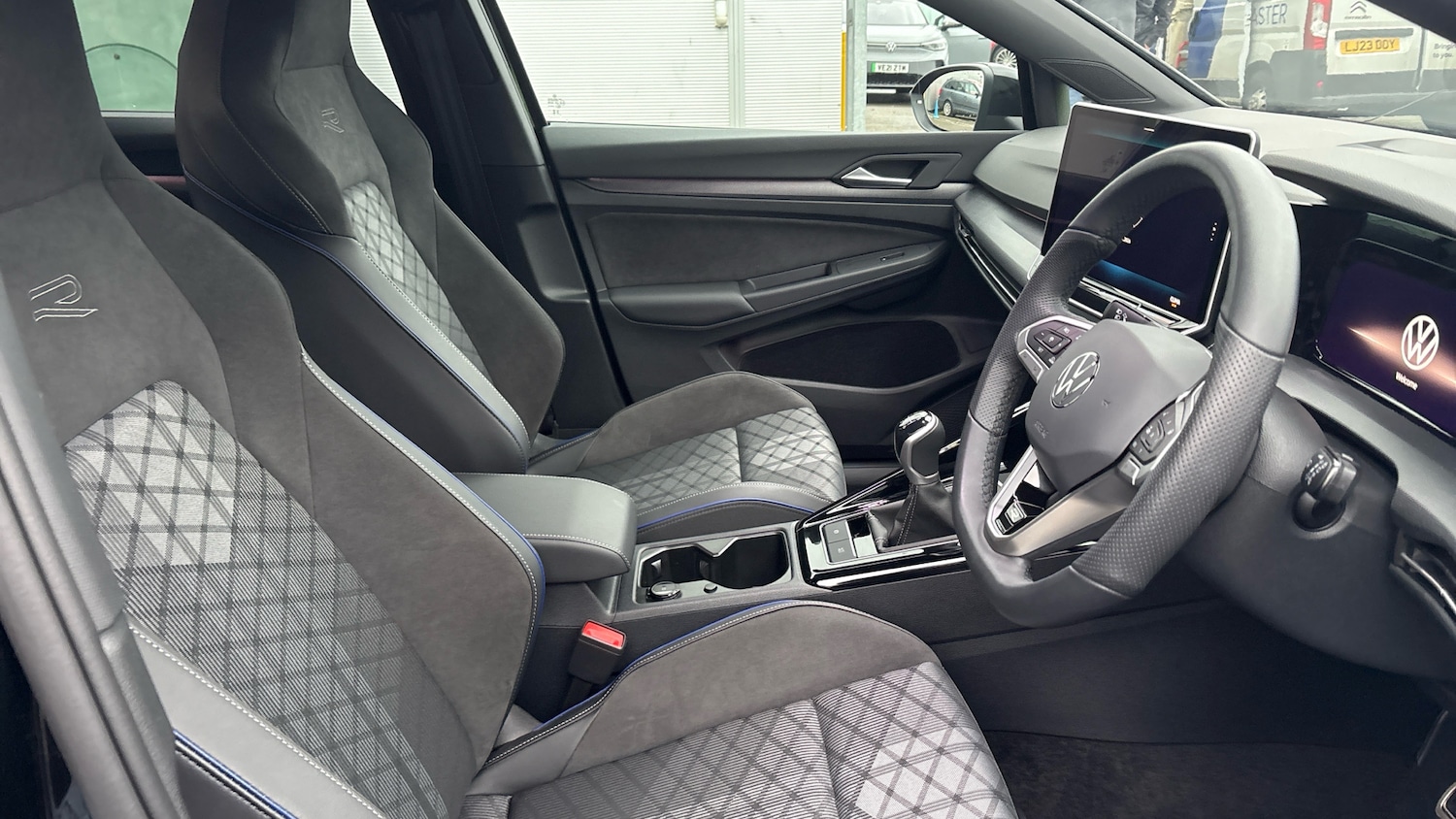 Used Volkswagen Golf 2025 for sale - 77434540: Photo 15