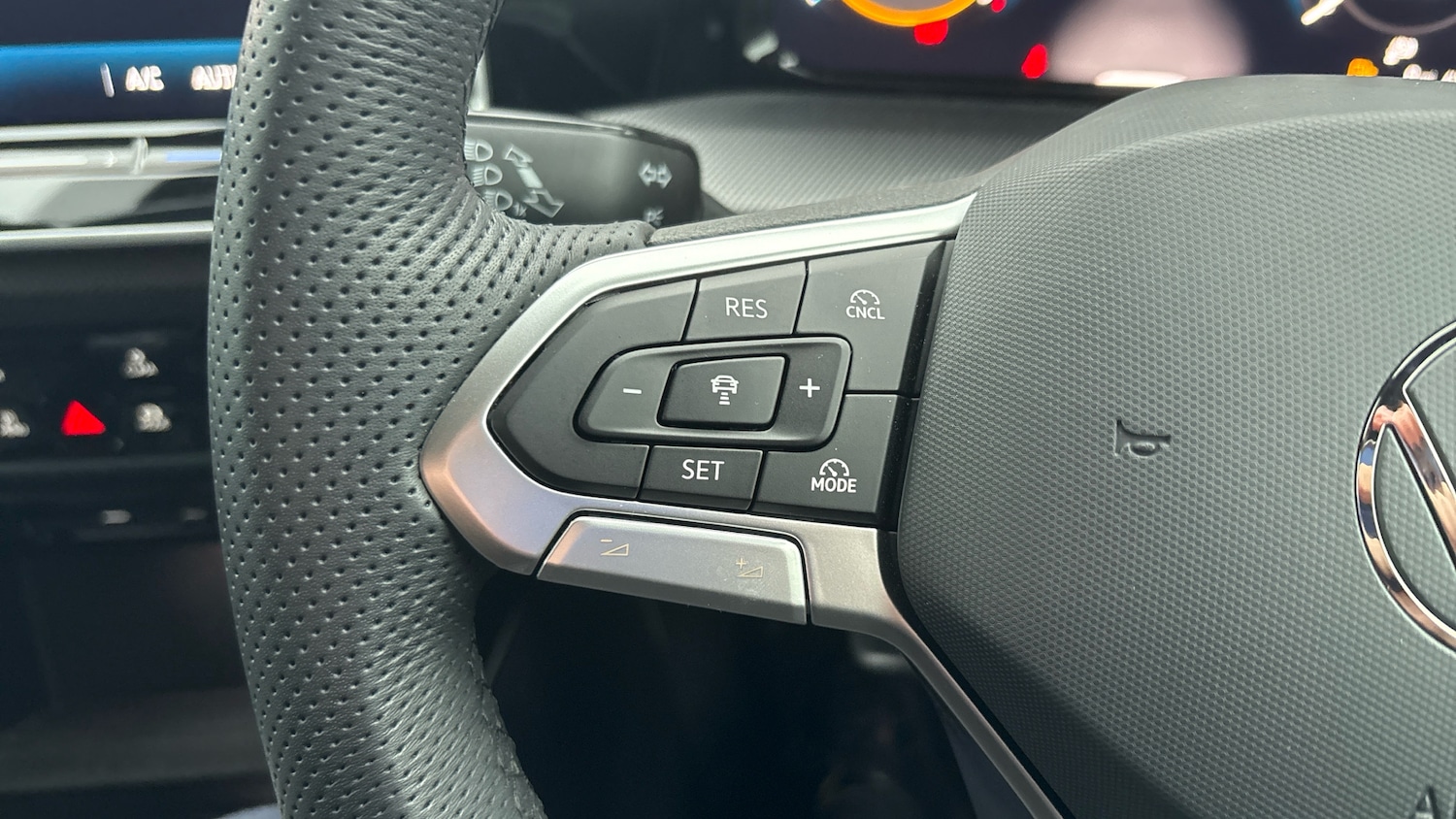 Used Volkswagen Golf 2025 for sale - 77434540: Photo 17