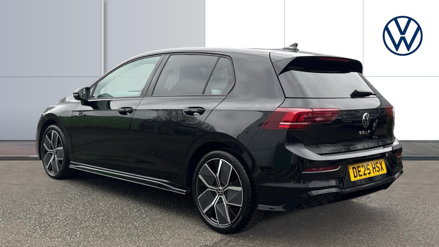 Used Volkswagen Golf 2025 for sale - 77434540: Photo 3