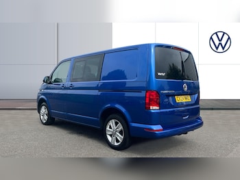 Used Volkswagen Transporter 2024 for sale - 76030303: Photo