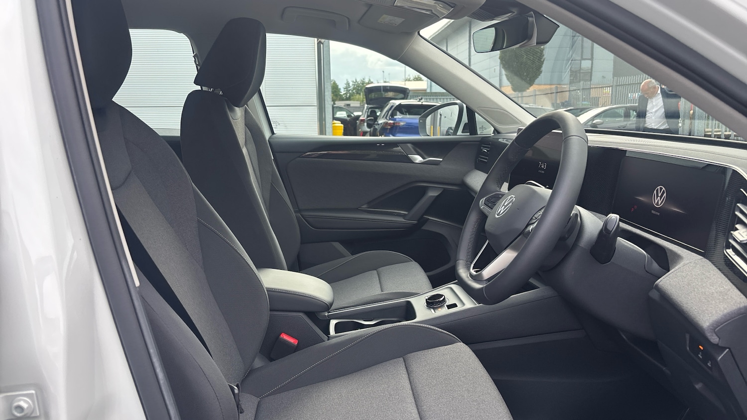 Used Volkswagen Tiguan 2025 for sale - 76507239: Photo 15