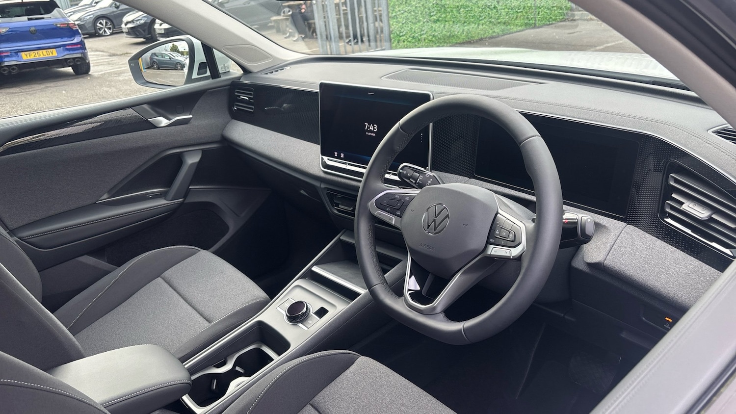 Used Volkswagen Tiguan 2025 for sale - 76507239: Photo 6