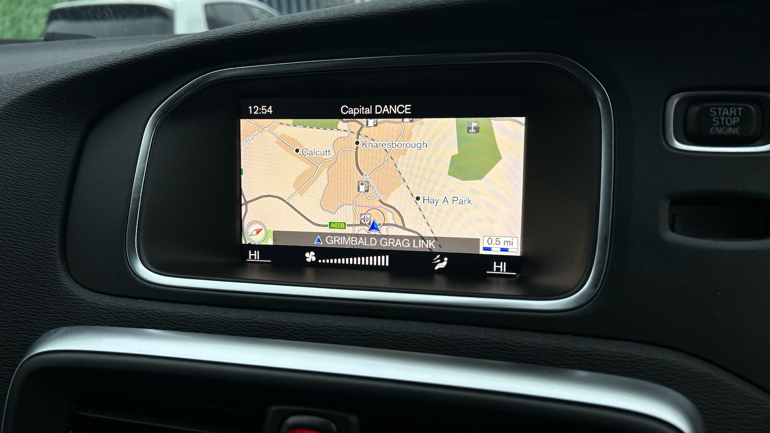 Used Volvo V40 2017 for sale - 77434542: Photo 21