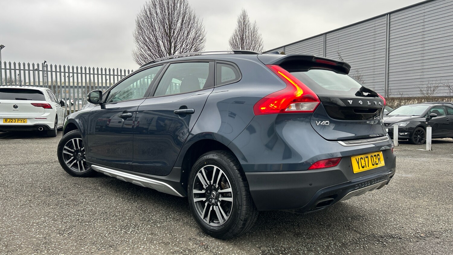Used Volvo V40 2017 for sale - 77434542: Photo 40
