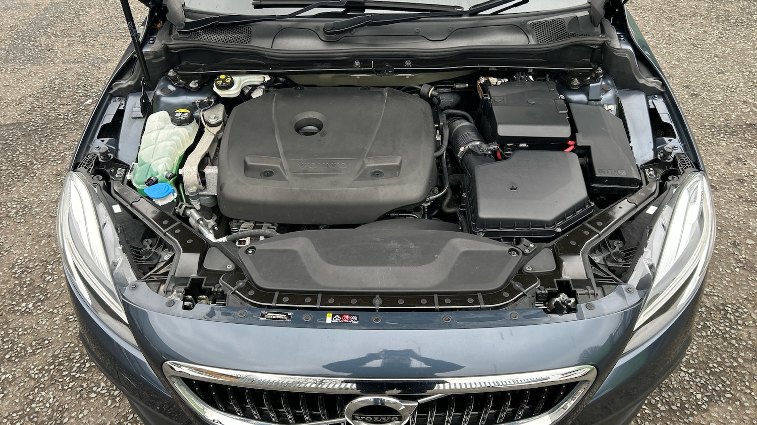 Used Volvo V40 2017 for sale - 77434542: Photo 8