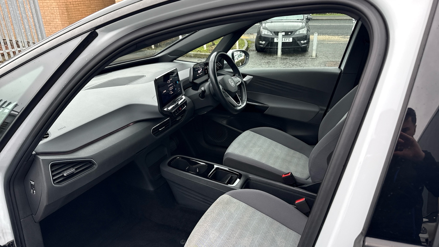 Used Volkswagen ID.3 2021 for sale - 78028453: Photo 2