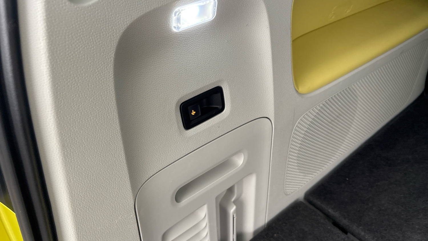 Used Volkswagen ID.Buzz 2022 for sale - 76340470: Photo 24