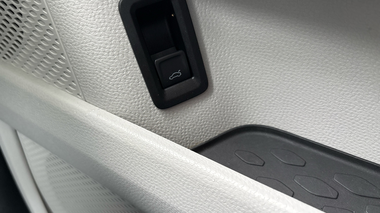 Used Volkswagen ID.Buzz 2022 for sale - 76340470: Photo 36