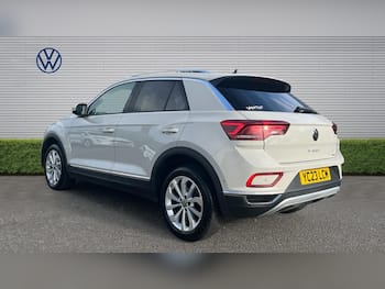Used Volkswagen T-Roc 2023 for sale - 79852395: Photo