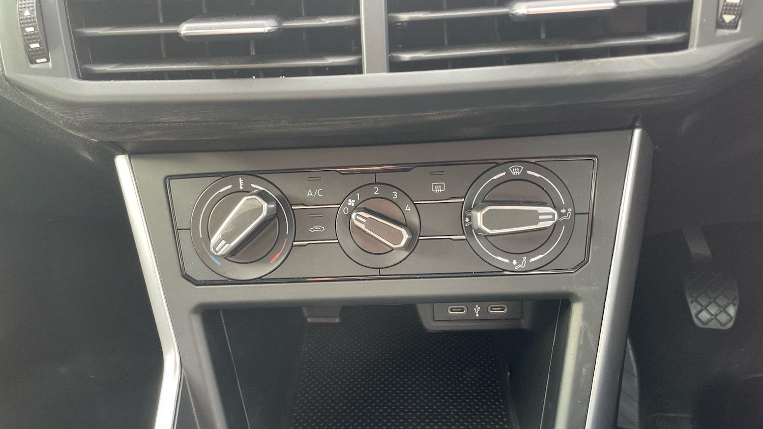 Used Volkswagen Polo 2024 for sale - 76517911: Photo 13