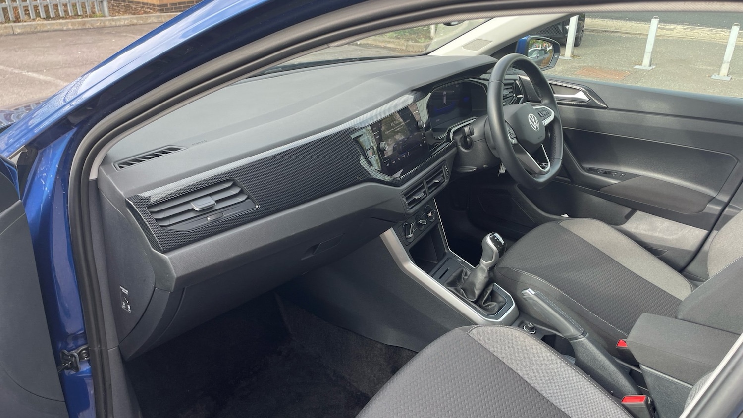 Used Volkswagen Polo 2024 for sale - 76517911: Photo 2