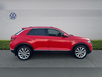 Used Volkswagen T-Roc 2020 for sale - 77742480: Photo