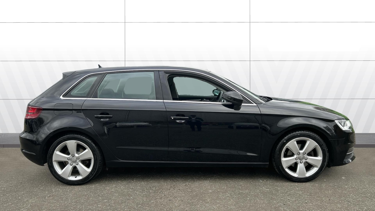 Used Audi A3 2016 for sale - 78012590: Photo 5