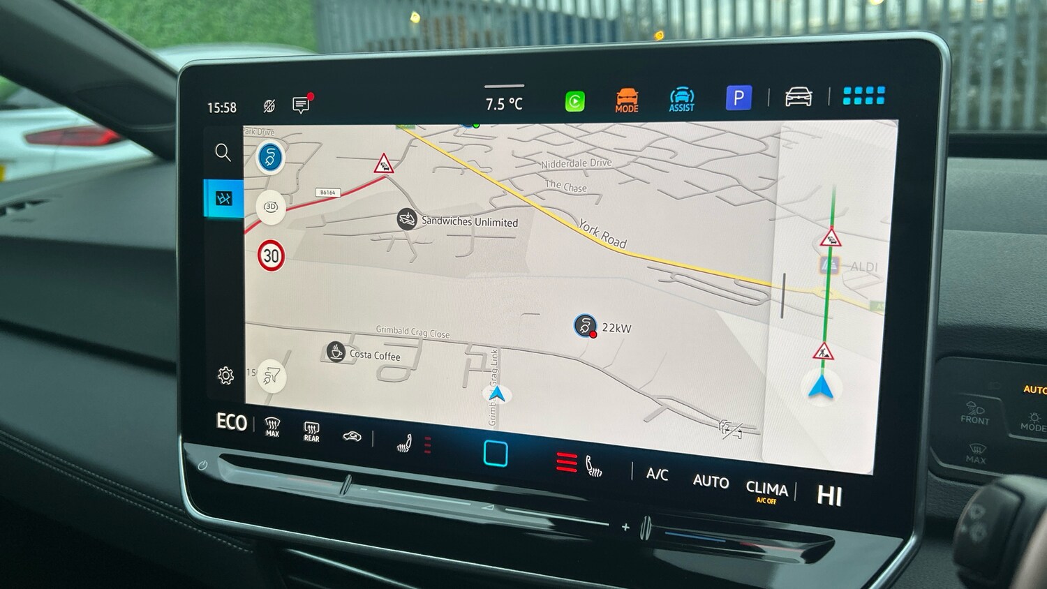 Used Volkswagen ID.3 2024 for sale - 77902858: Photo 28