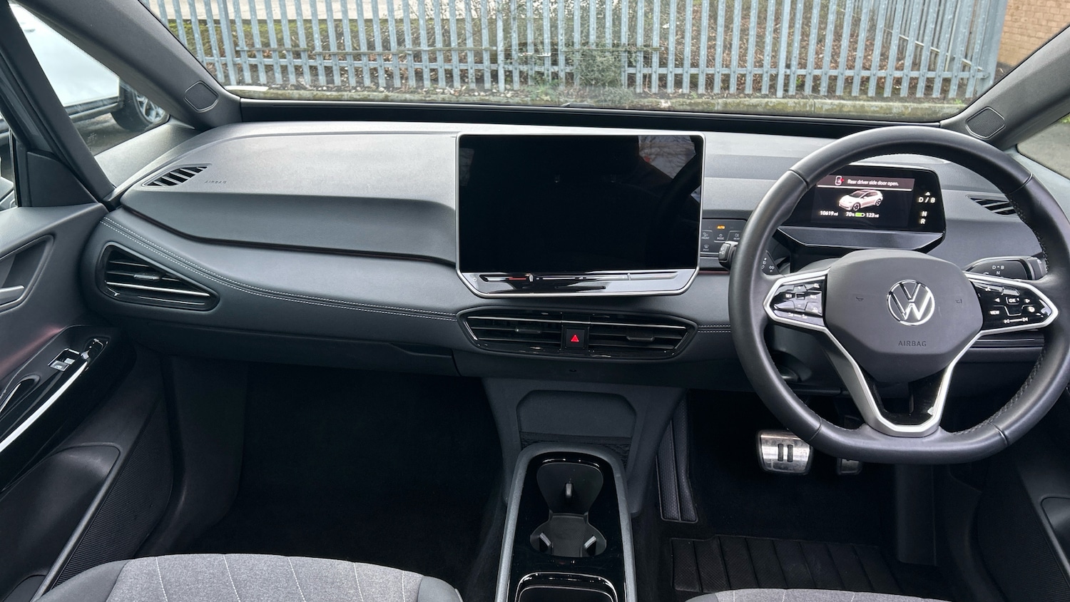 Used Volkswagen ID.3 2024 for sale - 77902858: Photo 9