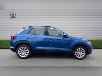Used Volkswagen T-Roc 2019 for sale - 78524101: Photo