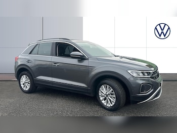 Used Volkswagen T-Roc 2022 for sale - 76421785: Photo