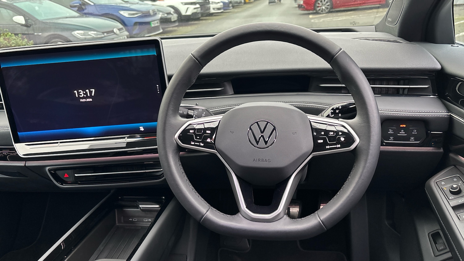 Used Volkswagen ID.7 2025 for sale - 77247772: Photo 10